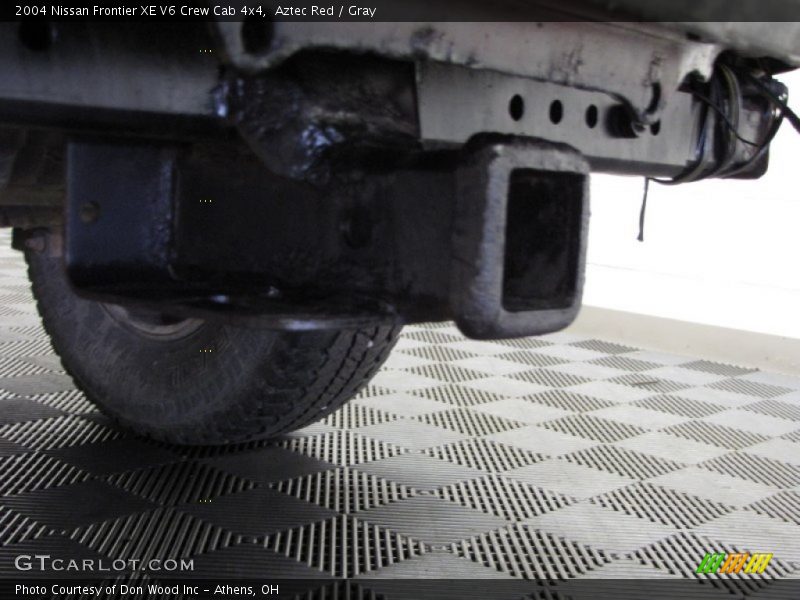 Aztec Red / Gray 2004 Nissan Frontier XE V6 Crew Cab 4x4
