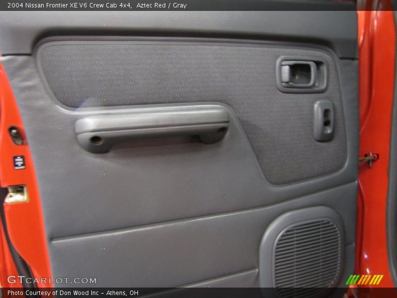 Door Panel of 2004 Frontier XE V6 Crew Cab 4x4