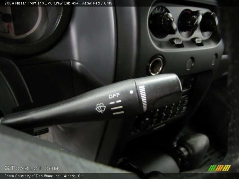 Aztec Red / Gray 2004 Nissan Frontier XE V6 Crew Cab 4x4