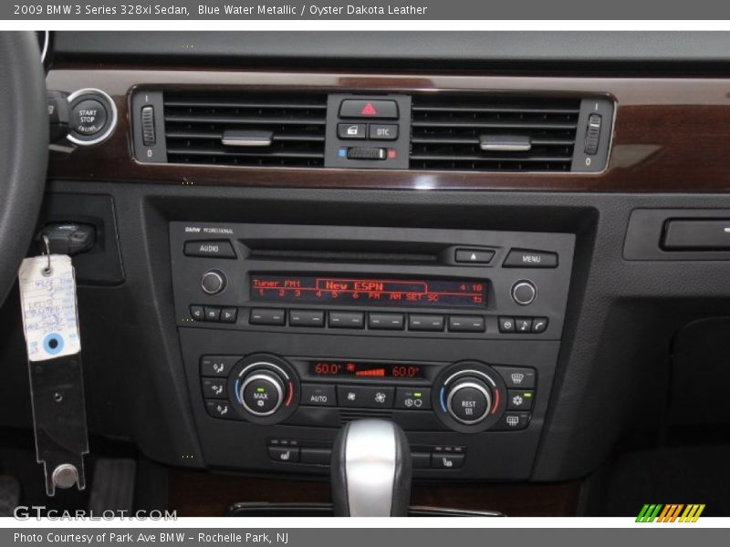 Blue Water Metallic / Oyster Dakota Leather 2009 BMW 3 Series 328xi Sedan