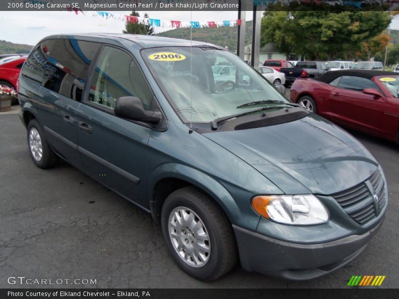 Magnesium Green Pearl / Dark Khaki/Light Graystone 2006 Dodge Caravan SE