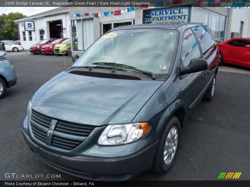 Magnesium Green Pearl / Dark Khaki/Light Graystone 2006 Dodge Caravan SE