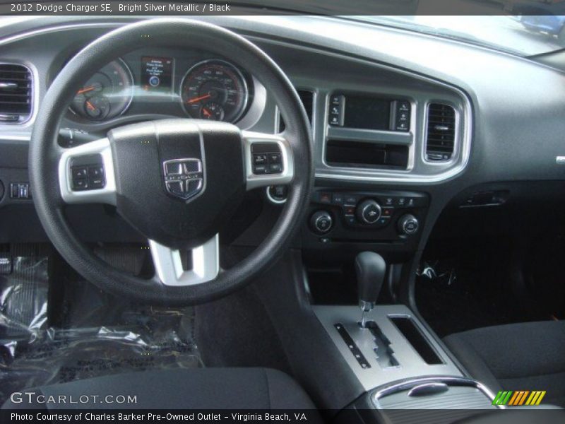Bright Silver Metallic / Black 2012 Dodge Charger SE
