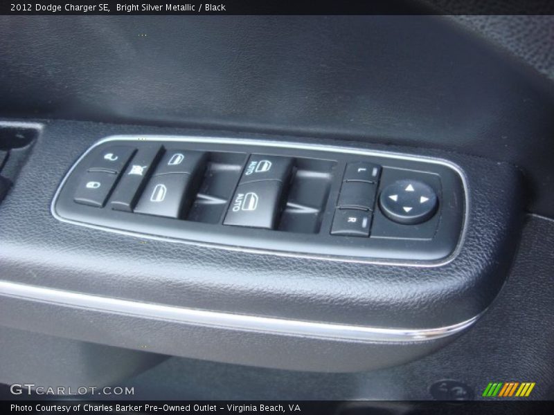 Bright Silver Metallic / Black 2012 Dodge Charger SE