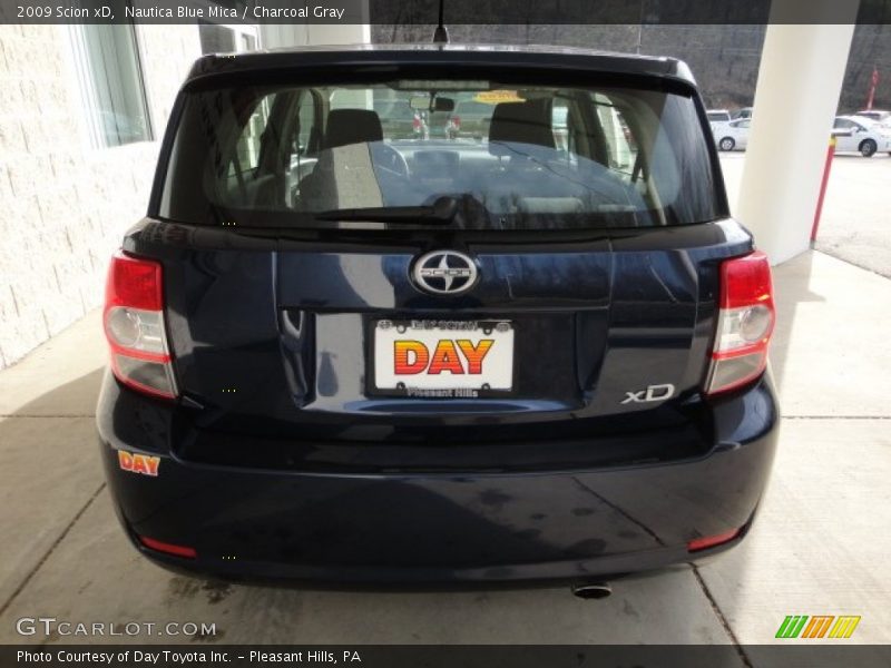 Nautica Blue Mica / Charcoal Gray 2009 Scion xD