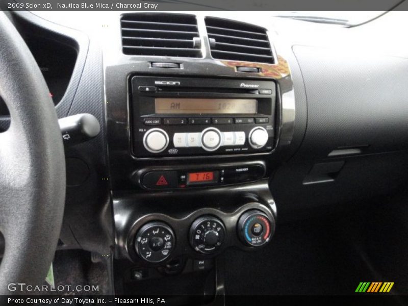 Nautica Blue Mica / Charcoal Gray 2009 Scion xD