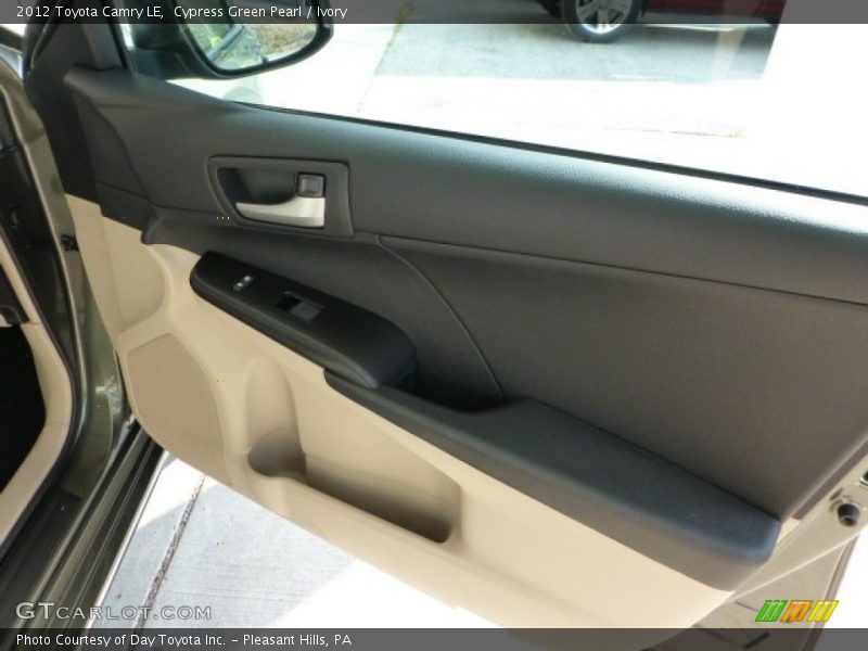 Cypress Green Pearl / Ivory 2012 Toyota Camry LE