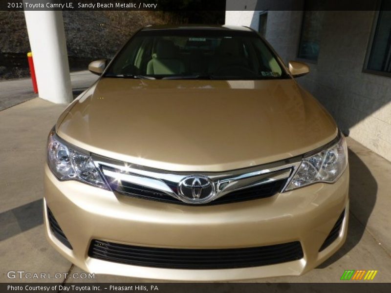 Sandy Beach Metallic / Ivory 2012 Toyota Camry LE