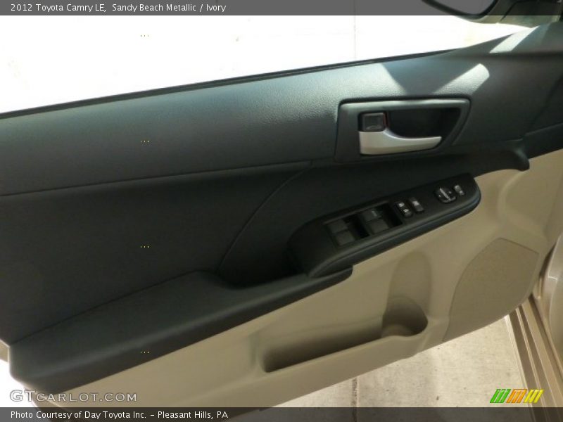 Sandy Beach Metallic / Ivory 2012 Toyota Camry LE