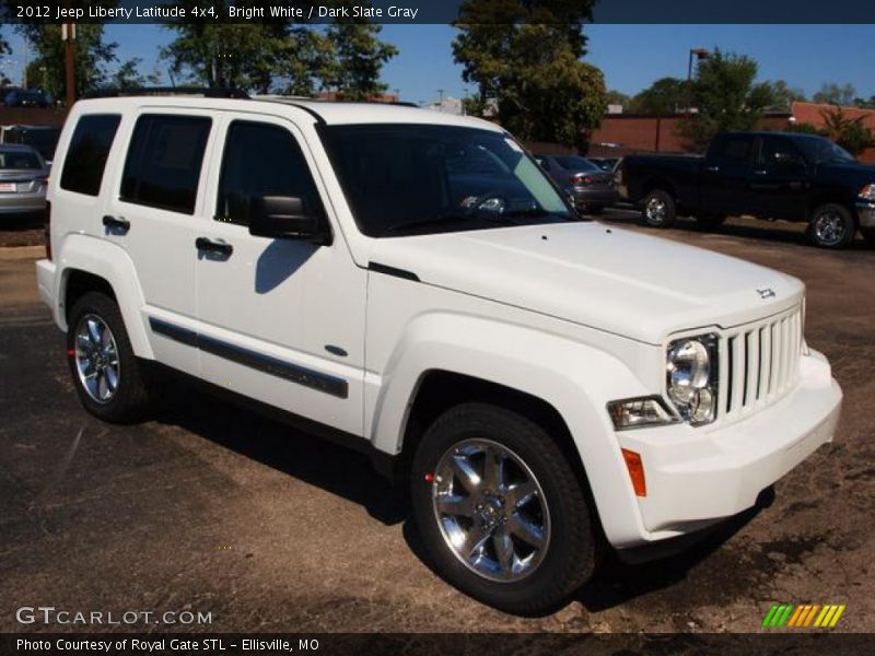 Bright White / Dark Slate Gray 2012 Jeep Liberty Latitude 4x4