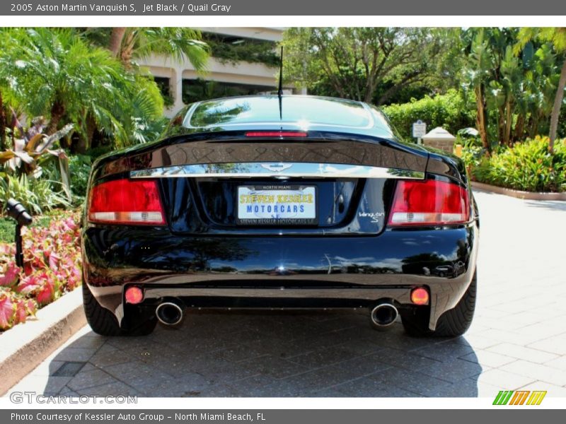 Jet Black / Quail Gray 2005 Aston Martin Vanquish S