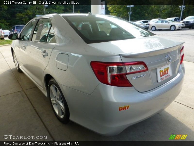 Classic Silver Metallic / Black 2012 Toyota Camry SE