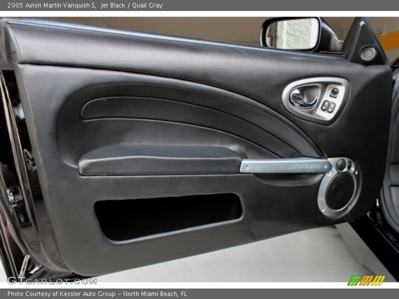 Door Panel of 2005 Vanquish S
