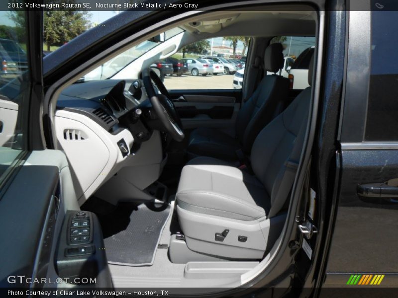 Nocturne Black Metallic / Aero Gray 2012 Volkswagen Routan SE