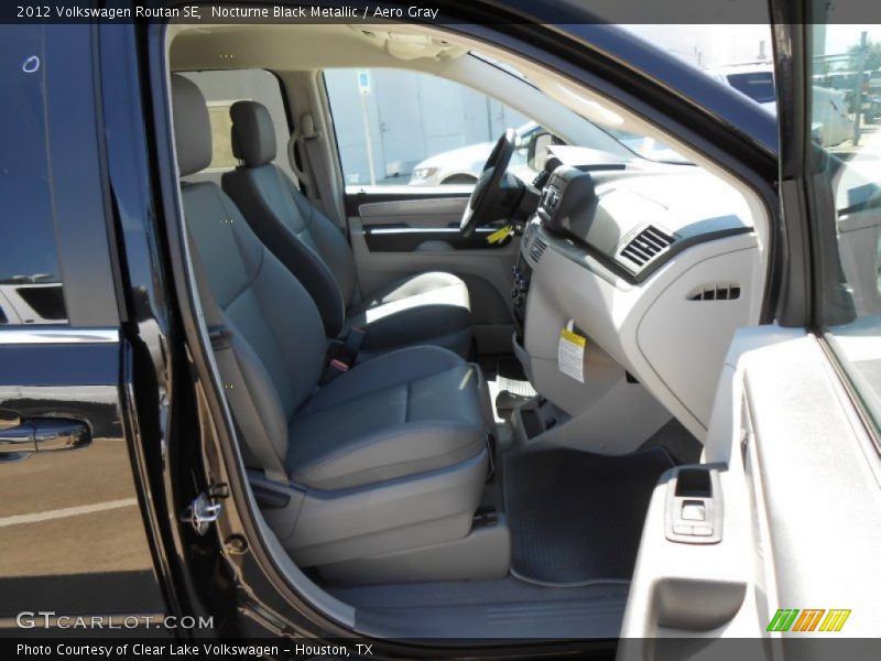 Nocturne Black Metallic / Aero Gray 2012 Volkswagen Routan SE