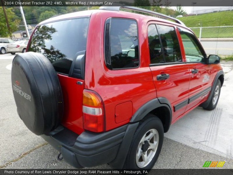 Wildfire Red / Medium Gray 2004 Chevrolet Tracker ZR2 4WD