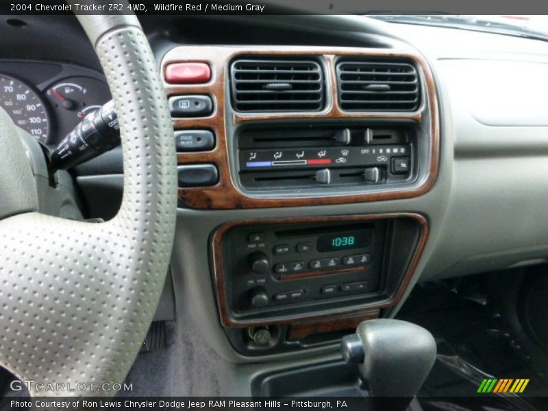 Controls of 2004 Tracker ZR2 4WD