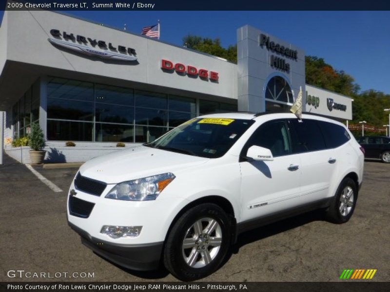 Summit White / Ebony 2009 Chevrolet Traverse LT