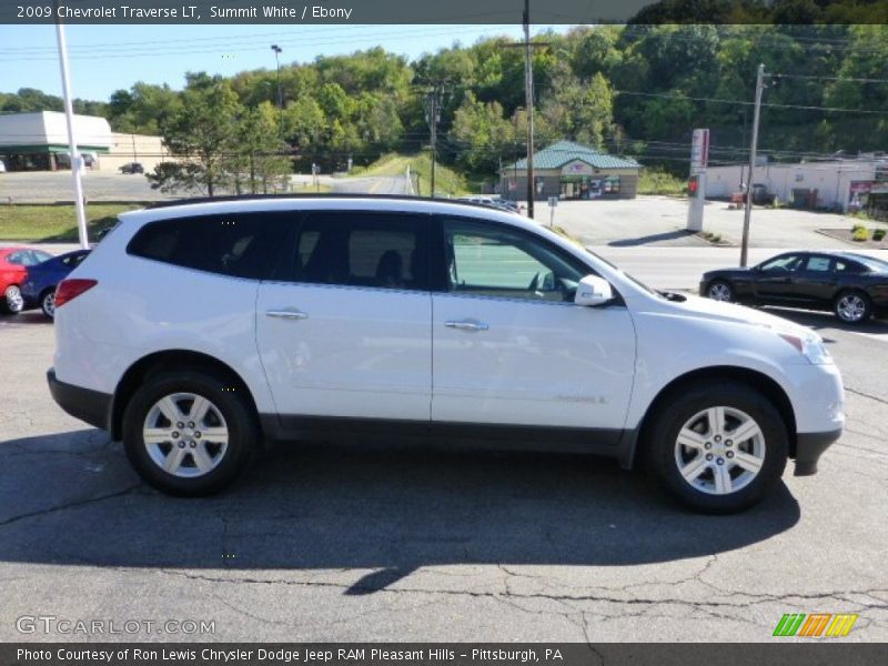 Summit White / Ebony 2009 Chevrolet Traverse LT