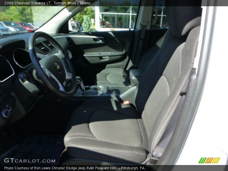 Summit White / Ebony 2009 Chevrolet Traverse LT