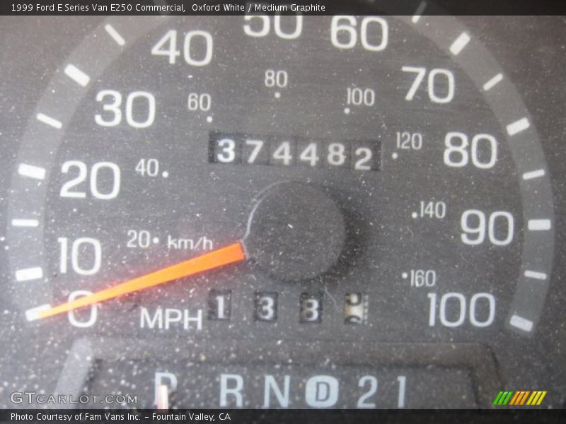 Oxford White / Medium Graphite 1999 Ford E Series Van E250 Commercial