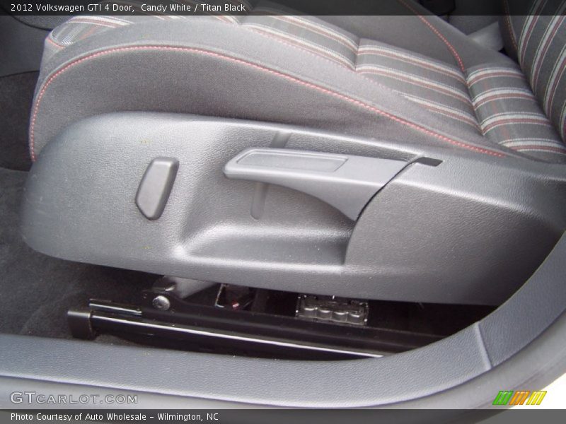 Candy White / Titan Black 2012 Volkswagen GTI 4 Door