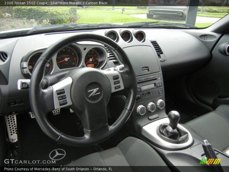 Silverstone Metallic / Carbon Black 2006 Nissan 350Z Coupe