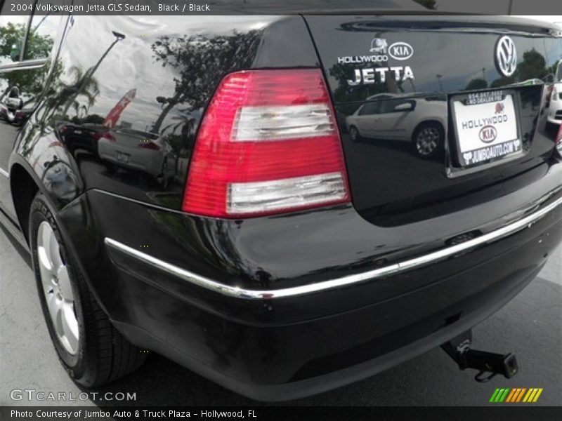 Black / Black 2004 Volkswagen Jetta GLS Sedan