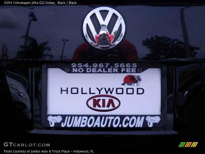 Black / Black 2004 Volkswagen Jetta GLS Sedan