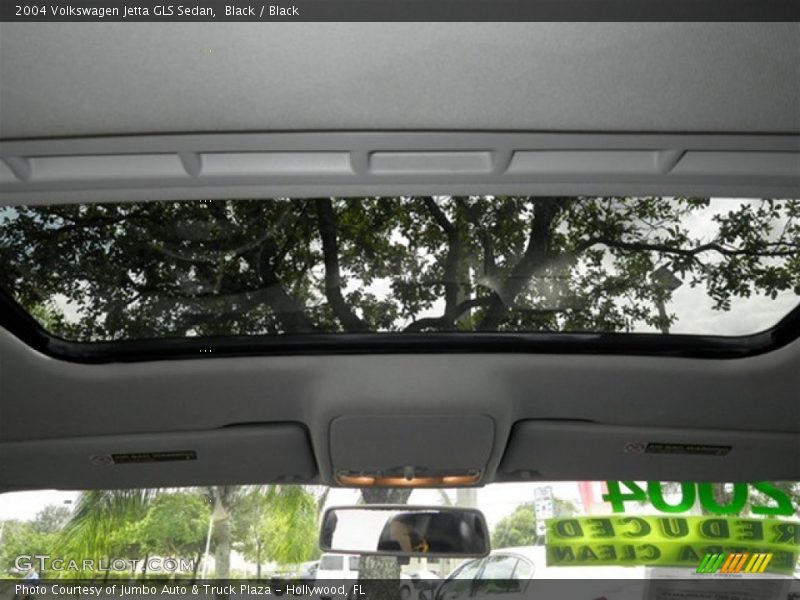 Black / Black 2004 Volkswagen Jetta GLS Sedan