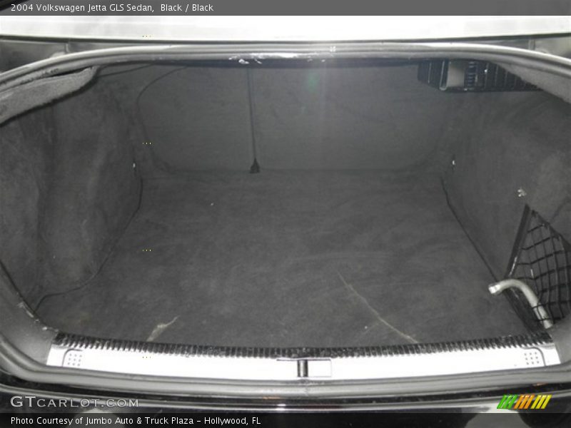 Black / Black 2004 Volkswagen Jetta GLS Sedan