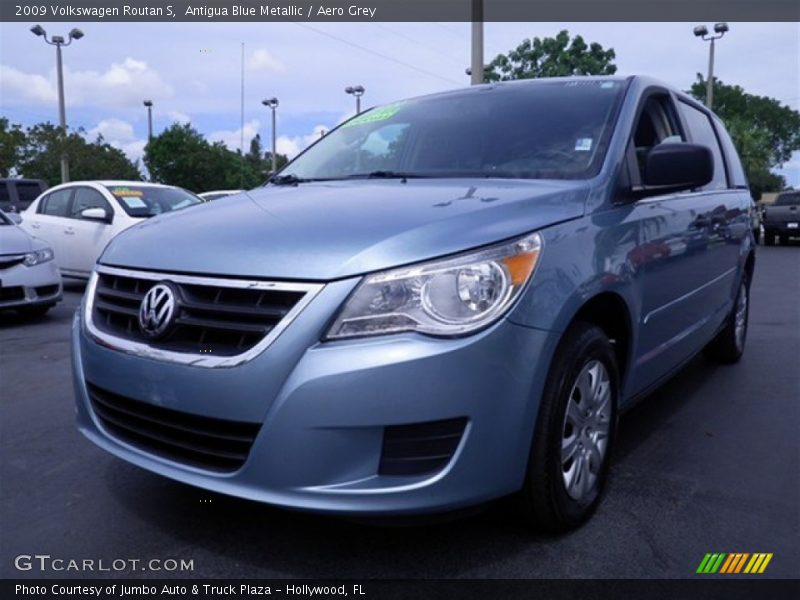 Antigua Blue Metallic / Aero Grey 2009 Volkswagen Routan S