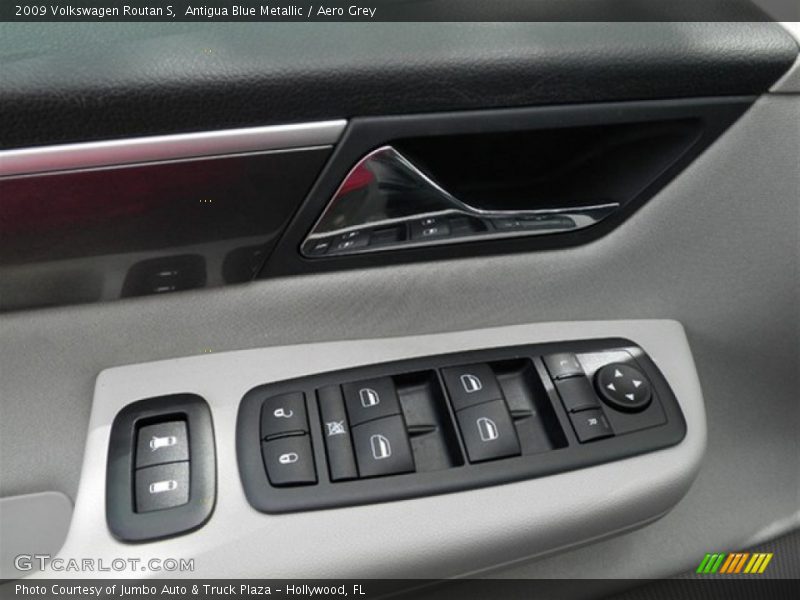 Antigua Blue Metallic / Aero Grey 2009 Volkswagen Routan S