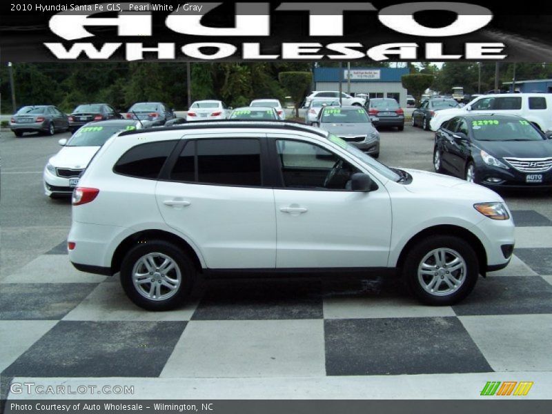 Pearl White / Gray 2010 Hyundai Santa Fe GLS