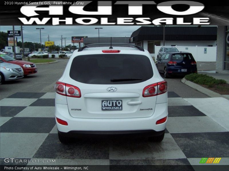 Pearl White / Gray 2010 Hyundai Santa Fe GLS