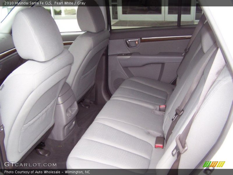 Pearl White / Gray 2010 Hyundai Santa Fe GLS