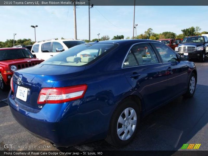 Blue Ribbon Metallic / Bisque 2010 Toyota Camry LE