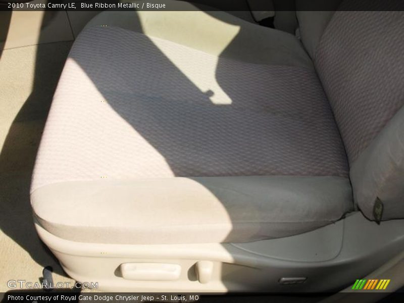 Blue Ribbon Metallic / Bisque 2010 Toyota Camry LE
