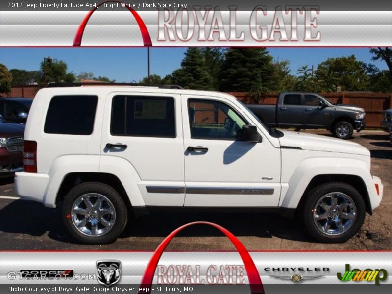 Bright White / Dark Slate Gray 2012 Jeep Liberty Latitude 4x4