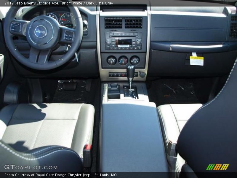 Bright White / Dark Slate Gray 2012 Jeep Liberty Latitude 4x4