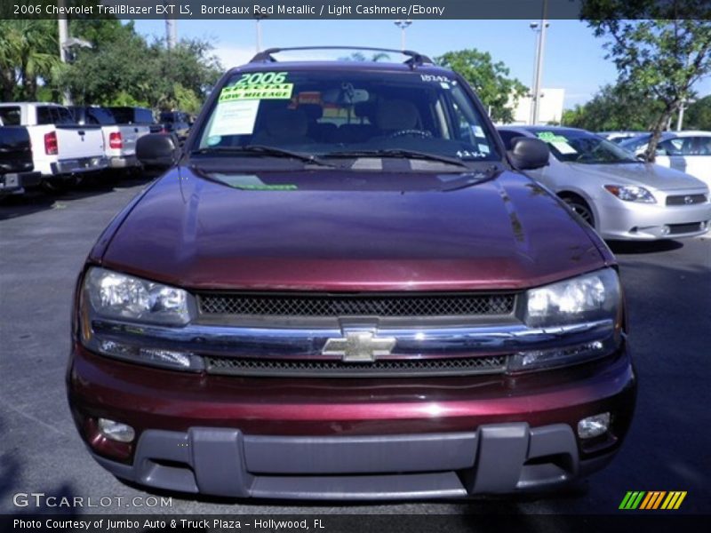 Bordeaux Red Metallic / Light Cashmere/Ebony 2006 Chevrolet TrailBlazer EXT LS