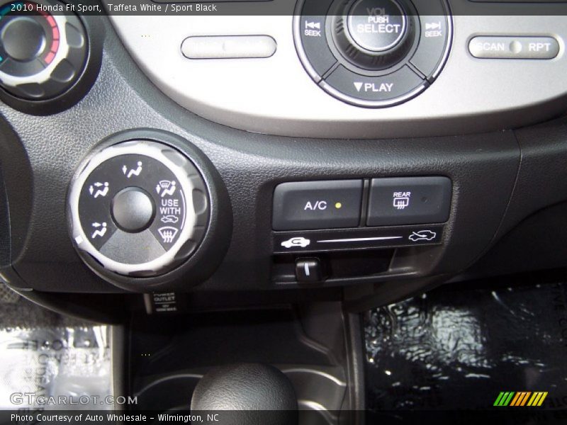 Taffeta White / Sport Black 2010 Honda Fit Sport