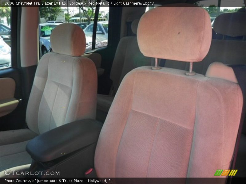 Bordeaux Red Metallic / Light Cashmere/Ebony 2006 Chevrolet TrailBlazer EXT LS