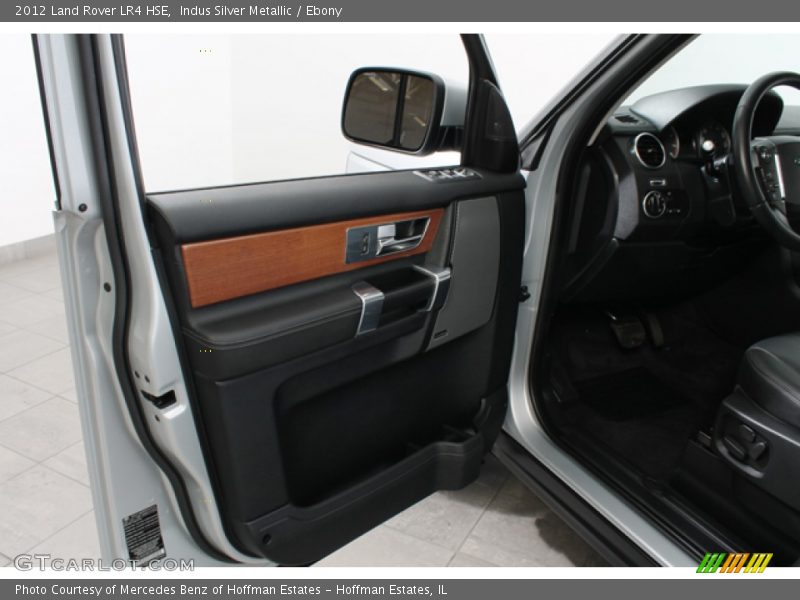 Indus Silver Metallic / Ebony 2012 Land Rover LR4 HSE