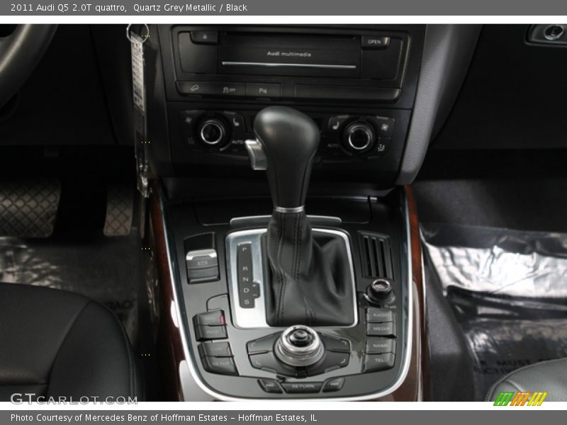 Quartz Grey Metallic / Black 2011 Audi Q5 2.0T quattro