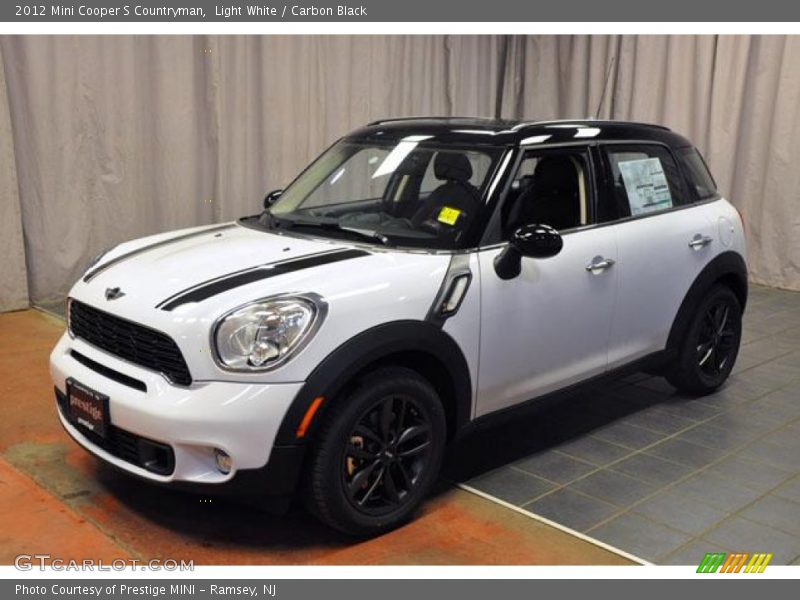 Light White / Carbon Black 2012 Mini Cooper S Countryman