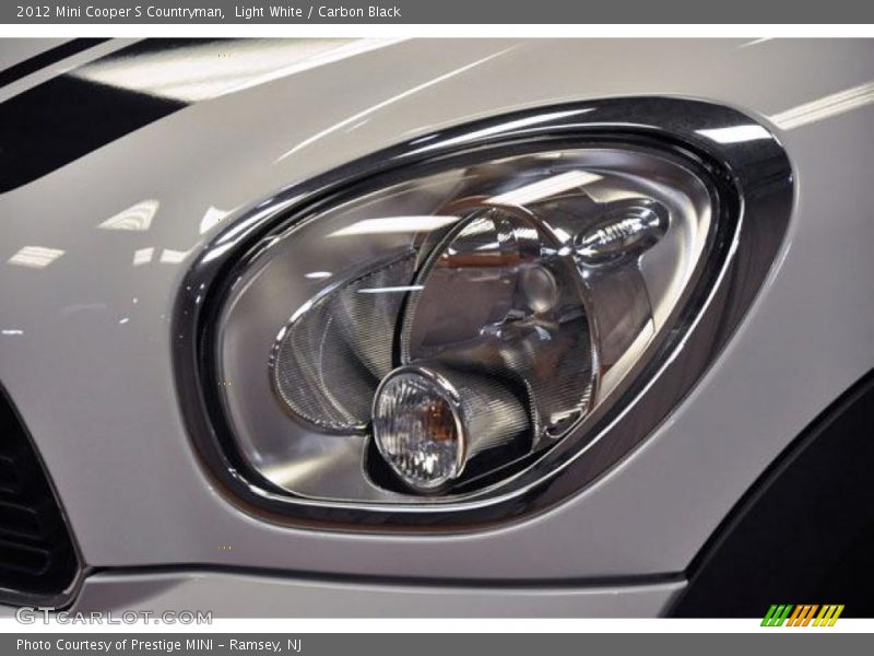 Light White / Carbon Black 2012 Mini Cooper S Countryman