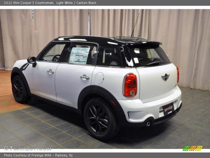 Light White / Carbon Black 2012 Mini Cooper S Countryman