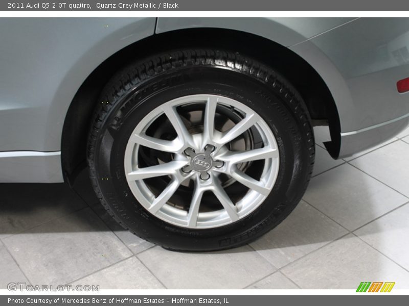 Quartz Grey Metallic / Black 2011 Audi Q5 2.0T quattro