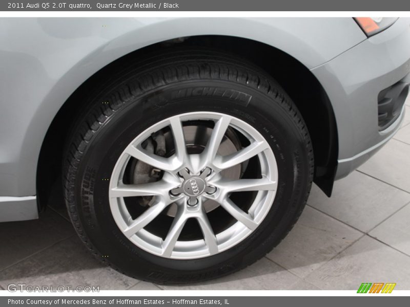 Quartz Grey Metallic / Black 2011 Audi Q5 2.0T quattro